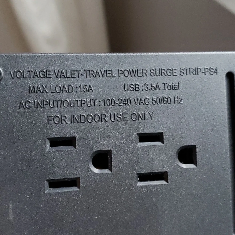 Travel Power Surge Strip with USB